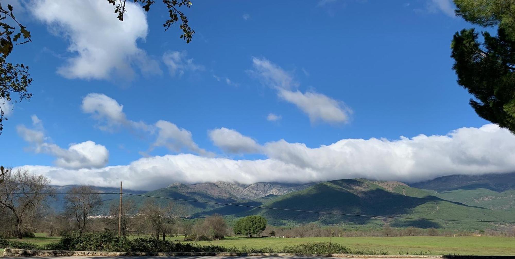 Вілла El Refugio De Felix Сотільйо-де-ла-Адрада Екстер'єр фото